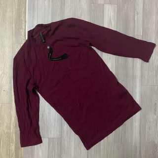 New áo len gân đỏ đô hiệu Zara