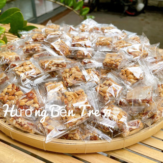 Kẹo chuối siêu đậu phộng bánh tráng Bến Tre - Giòn thơm béo - Đặc Sản Bến Tre - Túi zip 500gr