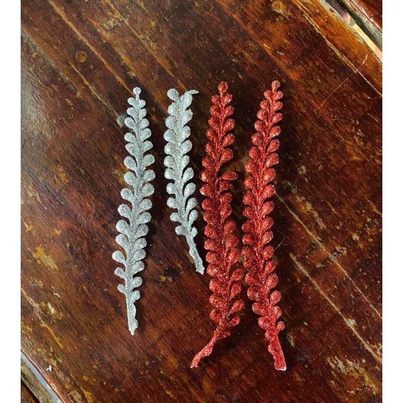 Một nhánh lá vạn tuế trang trí oản tài lộc, tháp bánh | Phụ kiện trang trí