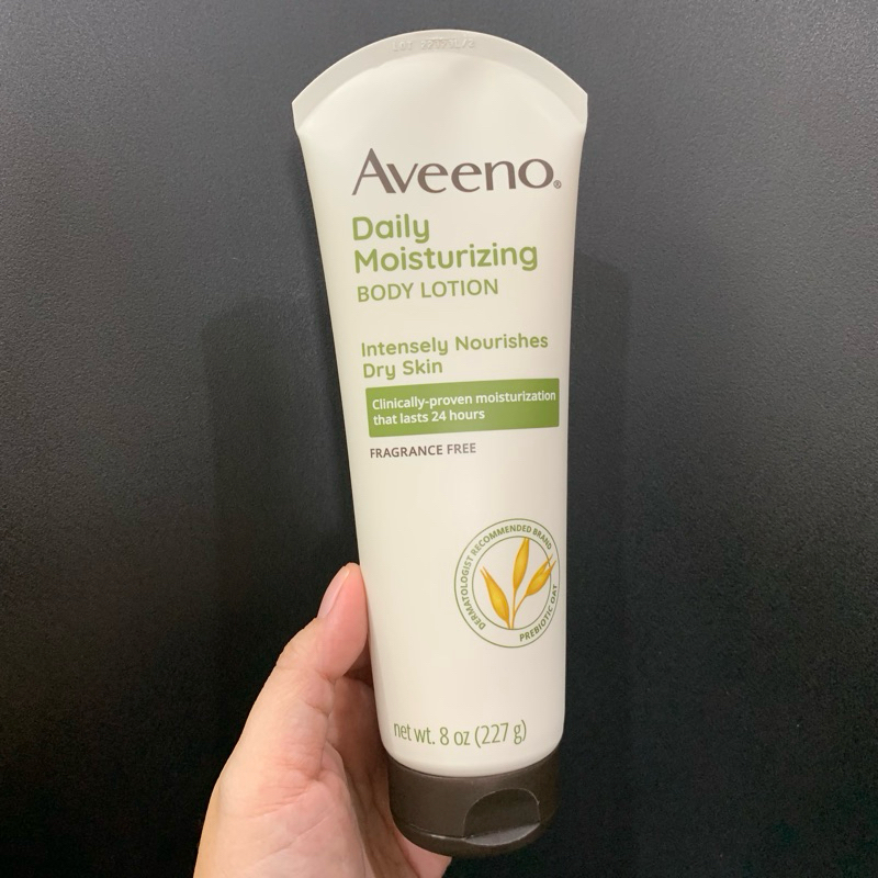 Sữa dưỡng thể Aveeno Daily Moisturizing Lotion - Tuýp 227gr (DATE 8/2025)