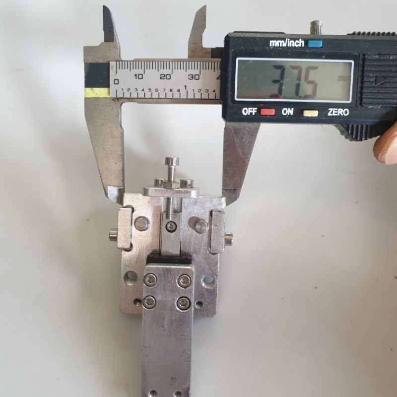 Cơ cấu ray trượt YZ bản 7mm sẵn đế nhôm chế hàn gọt cell pin