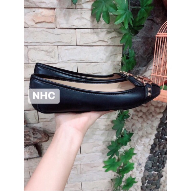 Giày Búp Bê Michael Kors Đen 2 Đinh