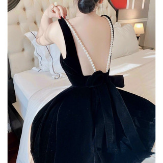 Đầm nhung nữ