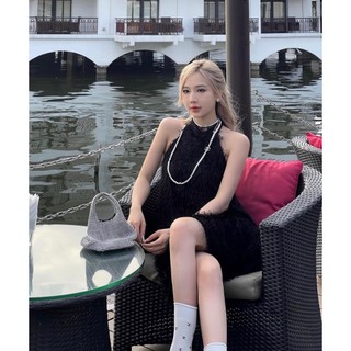 ĐẦM YẾM ĐỎ LÔNG VŨ BBD SUÔNG 2 MÀU (TH)