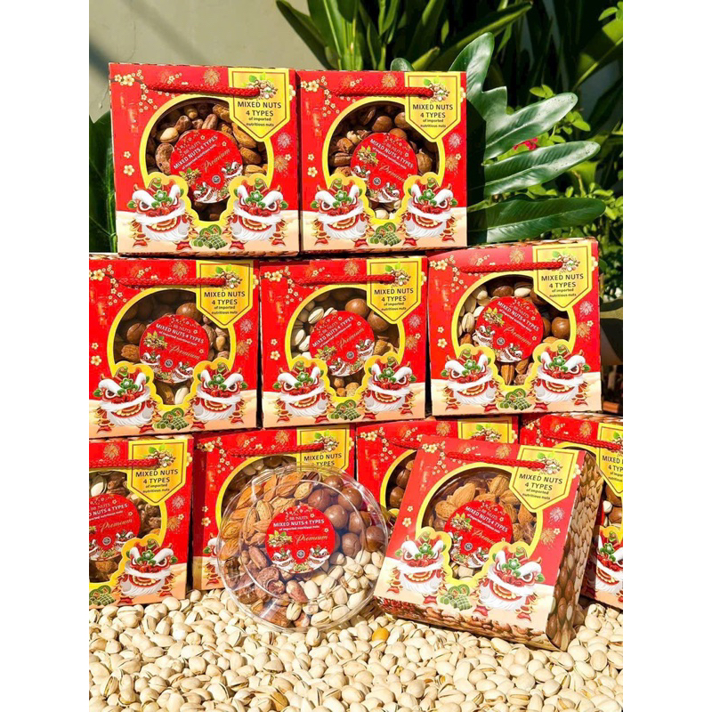 Xách 4 loại hạt mix ( hạnh nhân, hạt điều, macca, hạt dẻ)