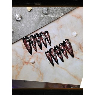 Hỏa tốc - nail box - móng úp thiết kế y2k đen tráng gương hồng