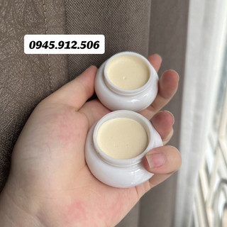 Kem chua vitamin ade dưỡng trắng da