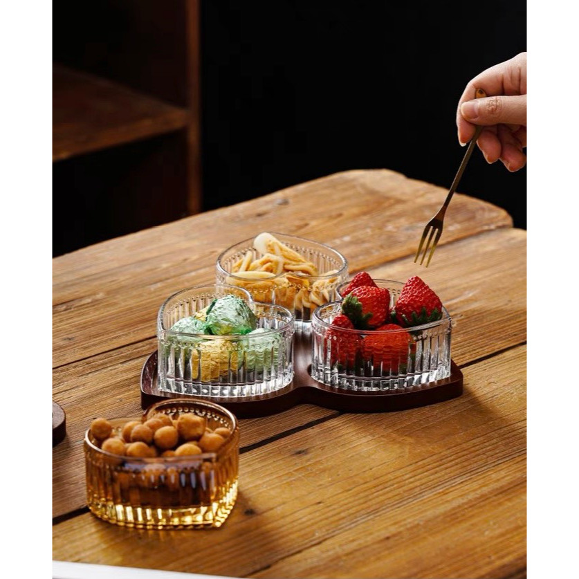 Khay Đựng Mứt Tết Họa Tiết Đẹp, Bánh Kẹo Hũ Thuỷ Tinh Khay Gỗ, Hũ Đựng Mứt Tết Cổ Truyền 2024