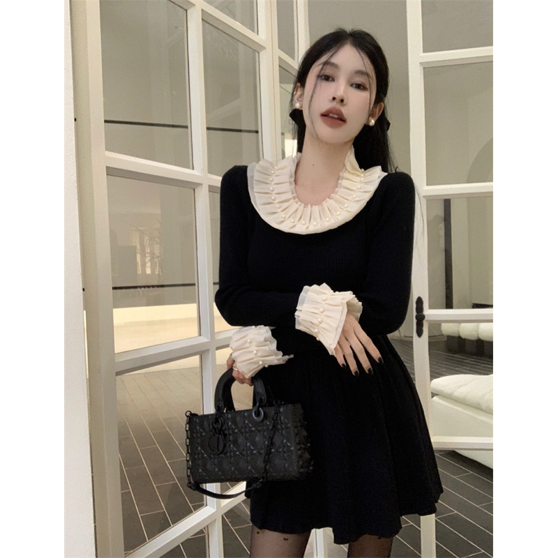 Váy Len Cổ Bèo Phối Trai
