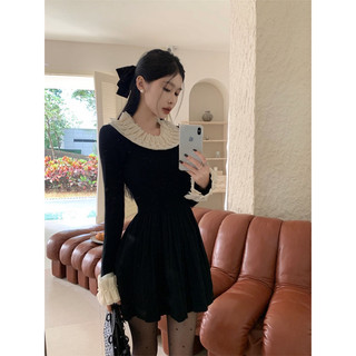 Váy Len Cổ Bèo Phối Trai