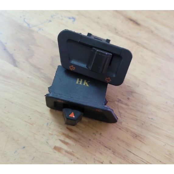 5 Công tắc xi nhan xe máy wave RS