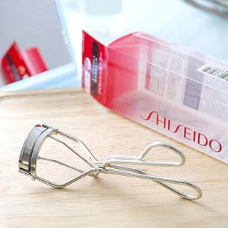 Kẹp bấm mi Shiseido Eyelash Curler Recourbe Cils - Kẹp mi Shiseido Nhật Bản 213