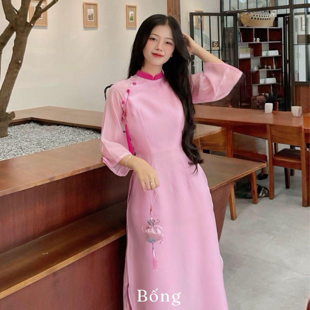 Áo dài cách tân bốn tà màu hồng phấn thiết kế kèm quần