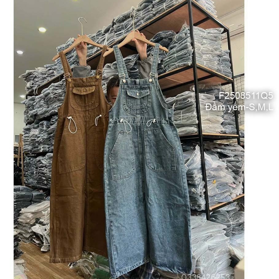 Đầm yếm jean có túi xẻ tà sau dáng dài siêu xinh cập bến!(Hàng chuẩn)