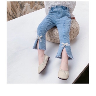 Quần bò ống loe cho bé gái