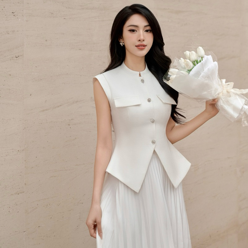LAGOM - Áo kiểu nữ cổ trụ dáng xoè kết cúc (FLAVIA TOP)