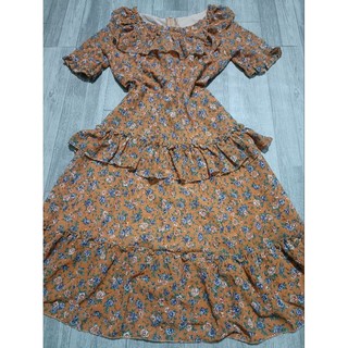 đầm thanh lý size M eo 72