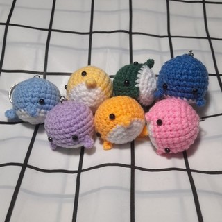 móc khóa cá voi mini len - handmade