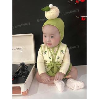 Set hanbok thêu hoa cho bé trai