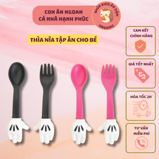 Set thìa dĩa tập ăn cán hình bàn tay dễ thương cho bé