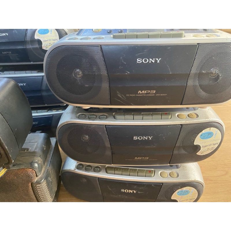 radio cassette Sony , radio AM,FM , CD , tape Sony