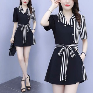 SET BỘ NỮ TAY VOAN QUẦN SOOC MÀU ĐEN TÔN DÁNG CỰC XINH MÙA HÈ