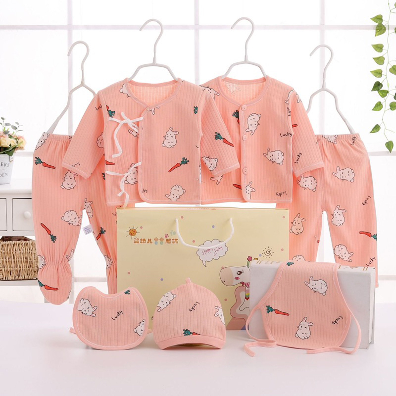 Set quần áo quà tặng trẻ sơ sinh 7 món đẹp