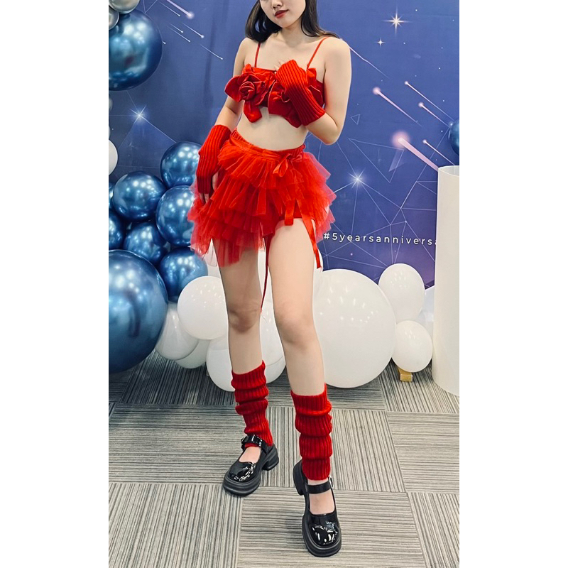 (Pass) set váy jennie: Áo, váy, quần, tất tay, tất chân