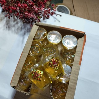 (1 cặp)Đèn cầy ly rượu bầu màu vàng,màu đỏ thắp sáng