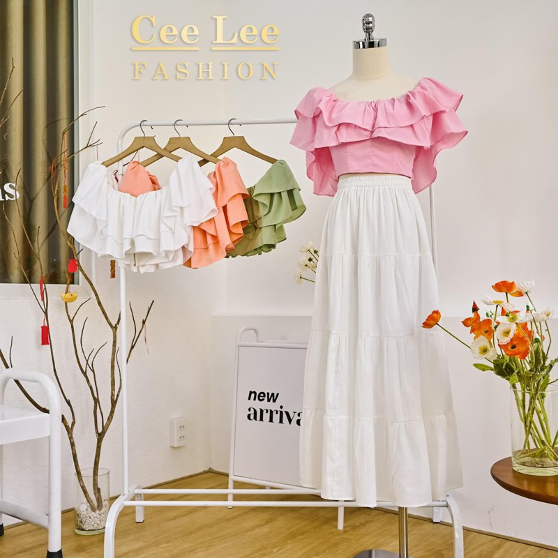 Set áo thun và chân váy lụa