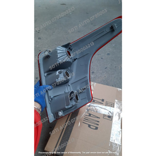 Đèn hậu Mitsubishi Triton(15-17)