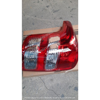 Đèn hậu Mitsubishi Triton
