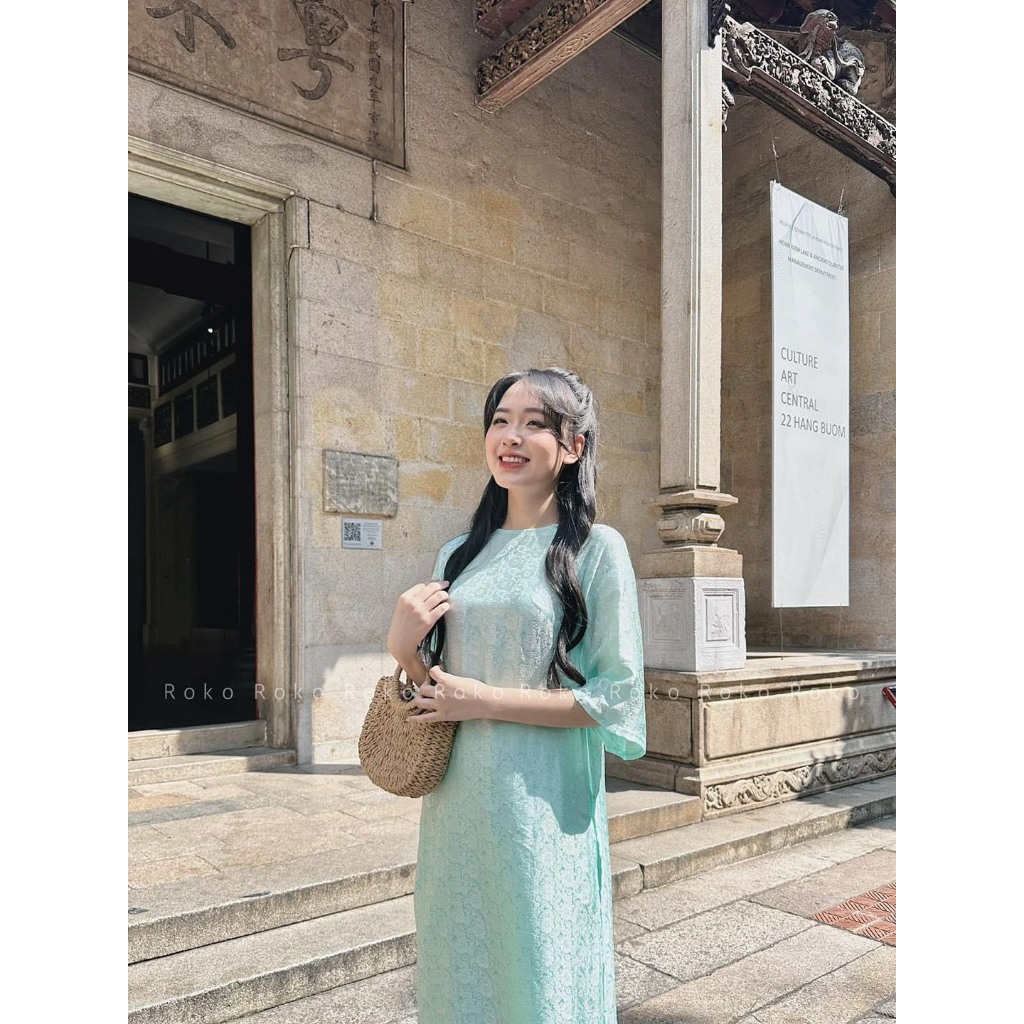 Áo dài cách tân gấm dáng suông cổ tròn  ,dáng lửng mặc dịp tết, đi chơi - Áo Dài Cúc | BigBuy360 - bigbuy360.vn