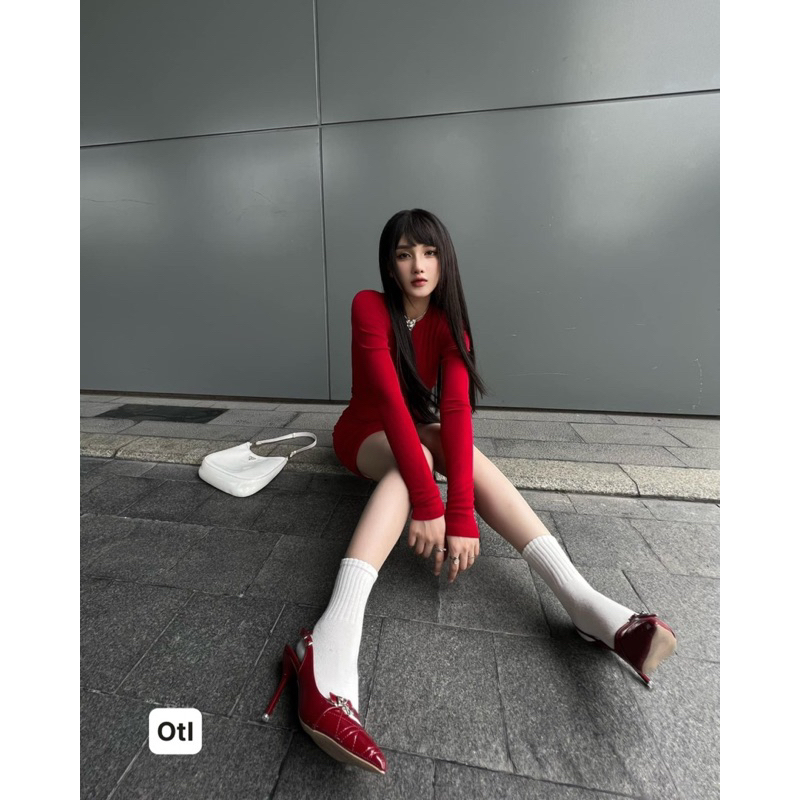 Đầm mặc đi tiệc nhún mông tôn vòng 3 video thật