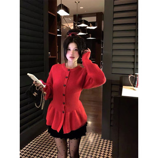 Áo len đỏ xoè cúc đen HANNY