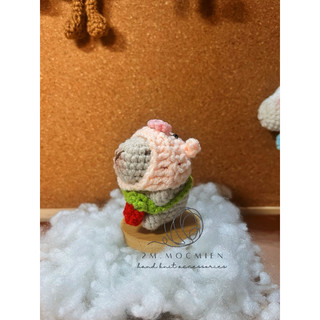 móc khóa len CAPYBARA (chuột lang nước) đội mũ - handmade