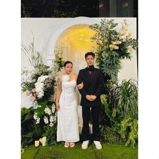 Hoa nơ cổ trắng