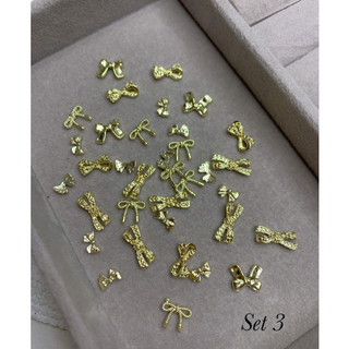 Set charm hình bướm đính móng ( vàng )