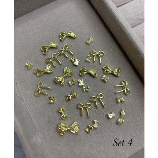 Set charm hình bướm đính móng ( vàng )