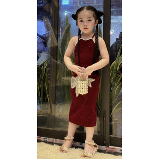 Váy yếm nhung cho bé