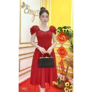Đầm EMY EM7452 Xoè Đỏ Kết Hạt Cổ