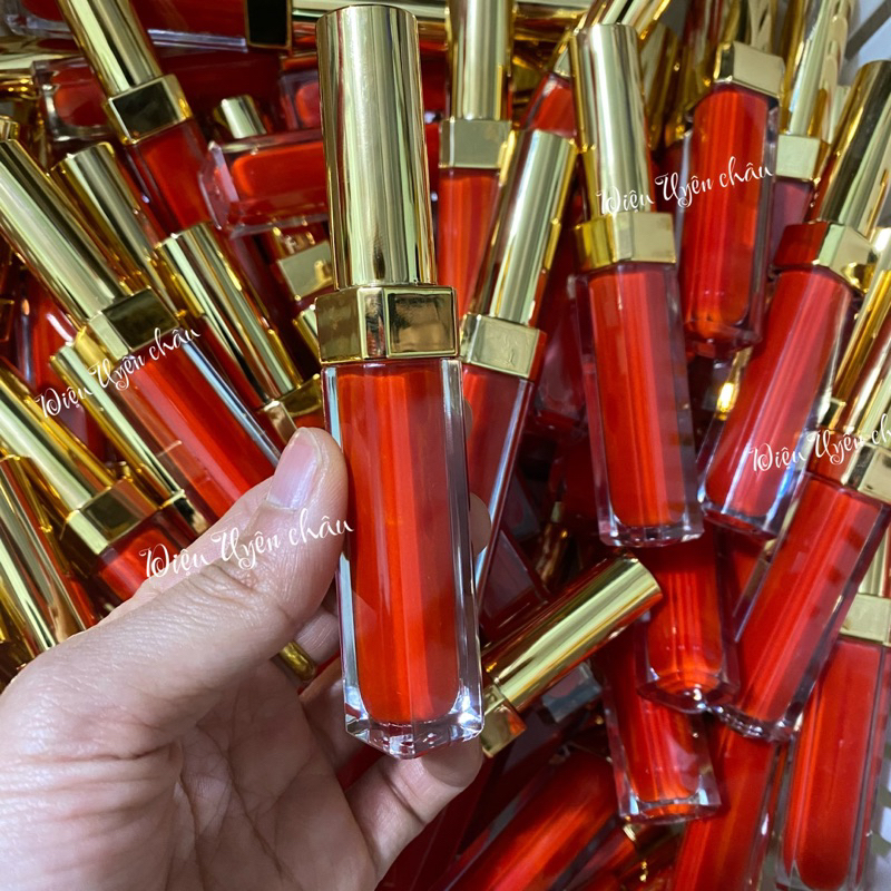 Son Dưỡng Môi Kích Màu Sau Phun Xăm-Mẫu Thỏi Lục Giác Vuông Nắp Vàng