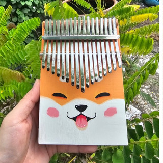 Đàn kalimba PHA LÊ TRONG SUỐT GIÁ RẺ IN HÌNH 17 phím gỗ tròn cứng- CORGI WT951