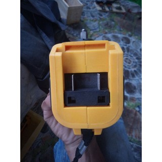 Bulông 21v không chổi than chân dewalt tàu