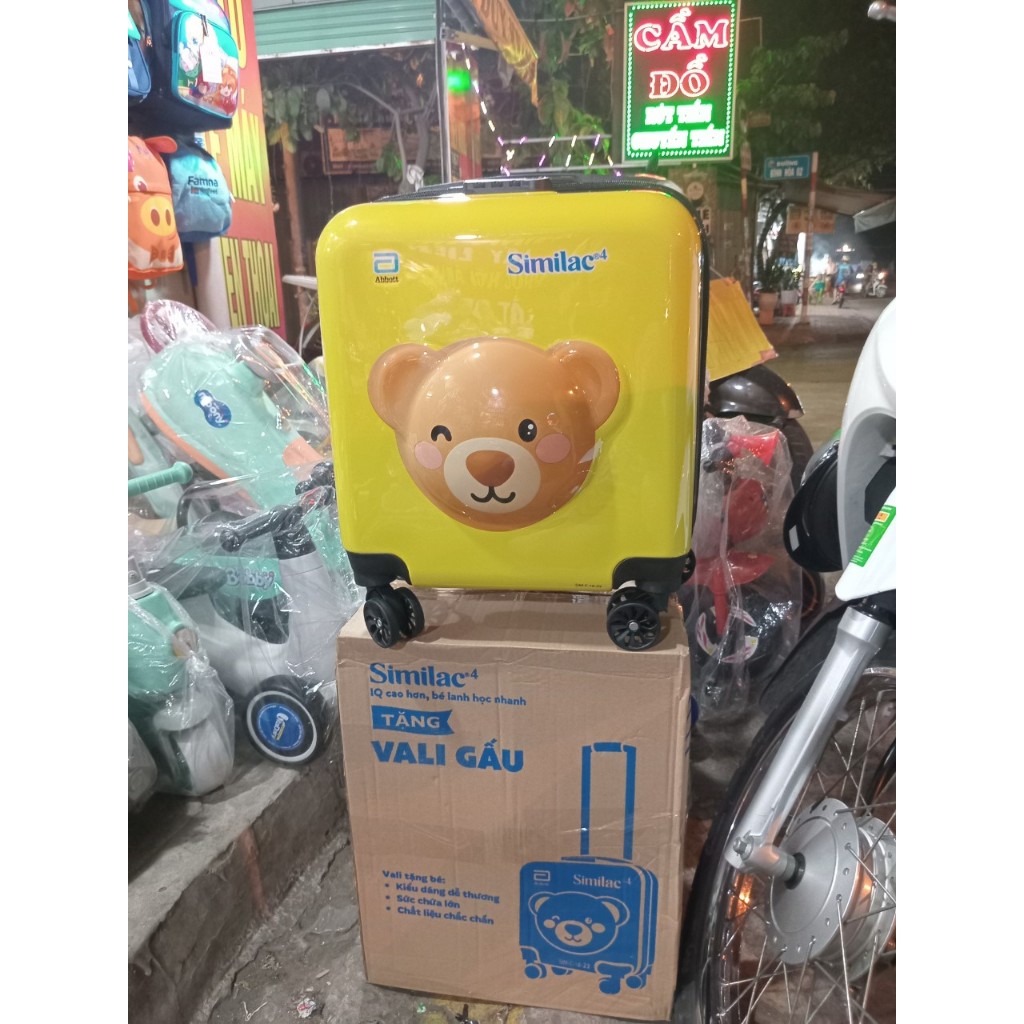 Vali kéo cho bé Quà tặng từ Similac