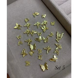 Set charm hình bướm đính móng ( vàng )