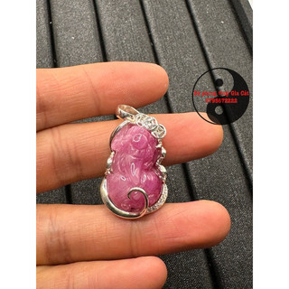 Mặt tỳ hưu đá ru by vip hồng đẹp cầu tài lộc may mắn