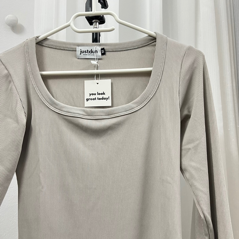 Áo thun tăm tay dài CỔ VUÔNG A40 | BigBuy360 - bigbuy360.vn