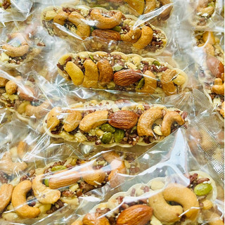 Bánh thuyền gạo lứt mix hạt / mix hạt và chà bông - gói 1 kg