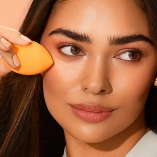 Mút Cam Real Techniques Miracle Complexion Sponge (Không Hộp)